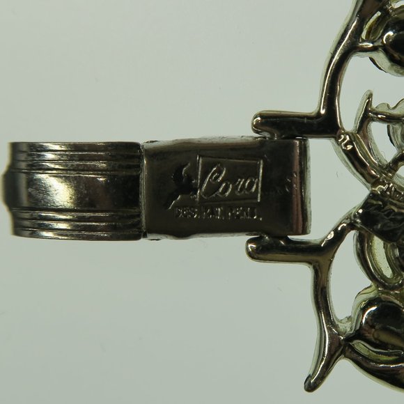 Fine Vintage Coro Blue Rhinestone Leaf Vine Bracelet - Picture 4 of 8